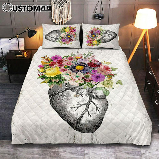Floral Heart Rustic Bedroom - Gift For Female Nurse, Doctor, Rn