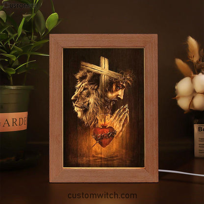Jesus Prays Heart Lion Frame Lamp Prints - Lion Frame Lamp Art - Christian Inspirational Frame Lamp