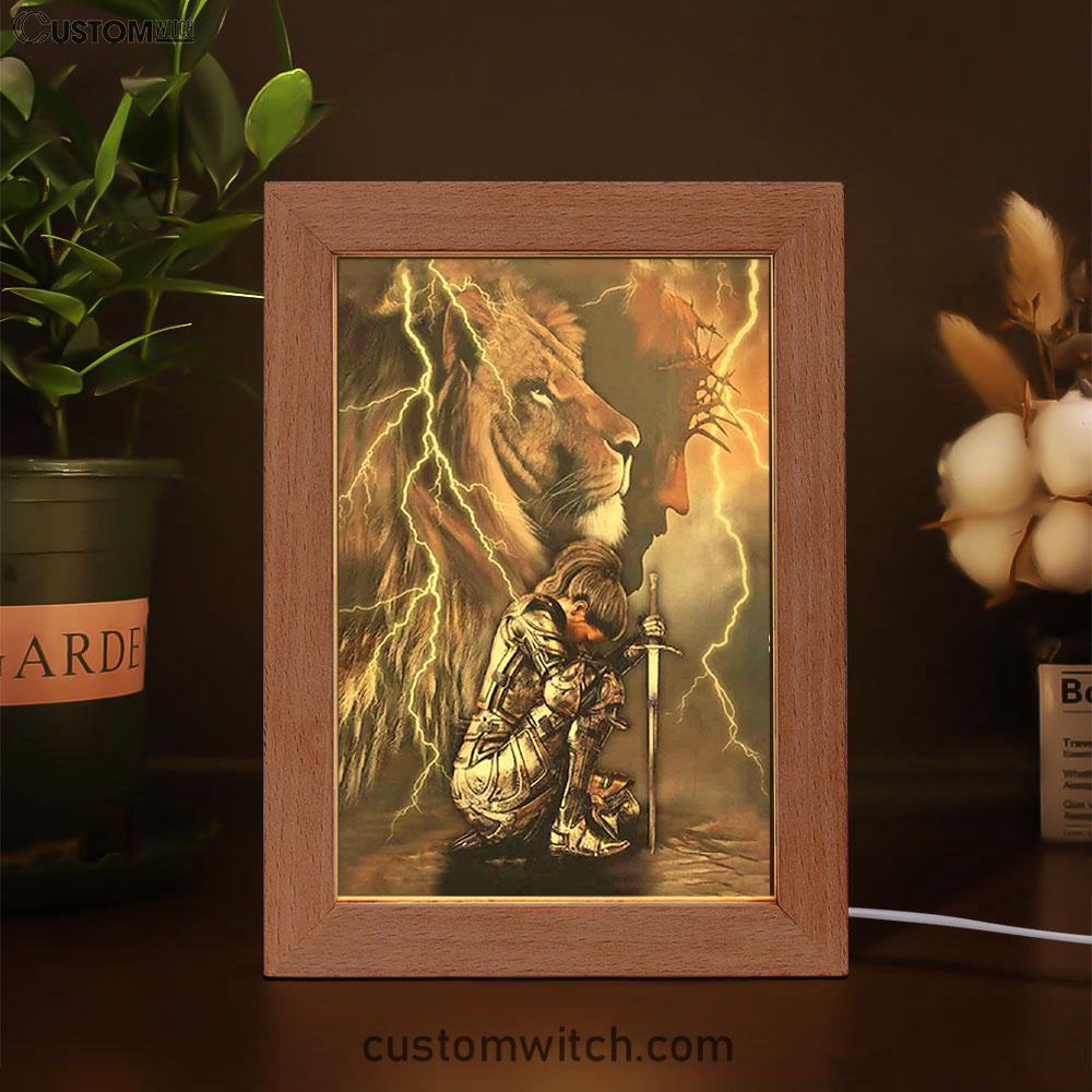 Lion And Knight Jesus Female Warrior Frame Lamp Art - Christian Home Decor - Religious Art