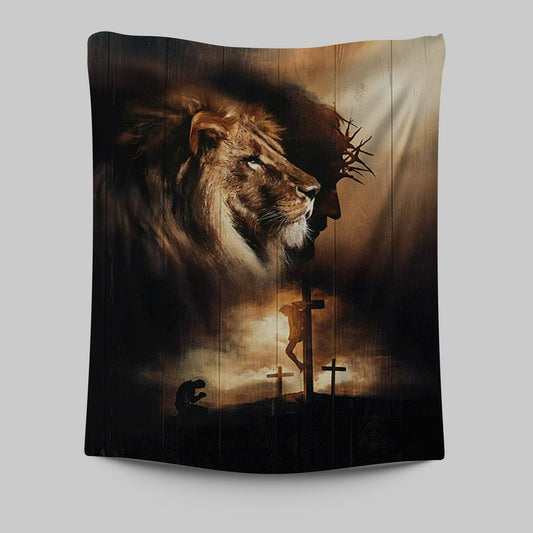 Lion Of Judah Jesus On The Cross Praying With Jesus Tapestry - Lion Tapestry Print - Christian Wall Art - Religious Home Decor