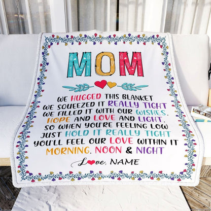 Personalized Mom Blanket From Daughter Son We Hugged This Blanket 1, Mother's Day Blanket, Mothers Day Birthday Gifts For Mom