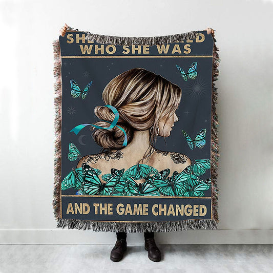 She Remembered Who She Was And The Game Changed Woven Blanket - Gifts For Women, Teen Girls - Motivational Throw Blanket - Light Blue Boho Decoration