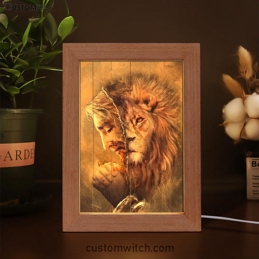 The Face Lion And Jesus Prays Frame Lamp Prints - Lion Frame Lamp Art - Christian Inspirational Frame Lamp