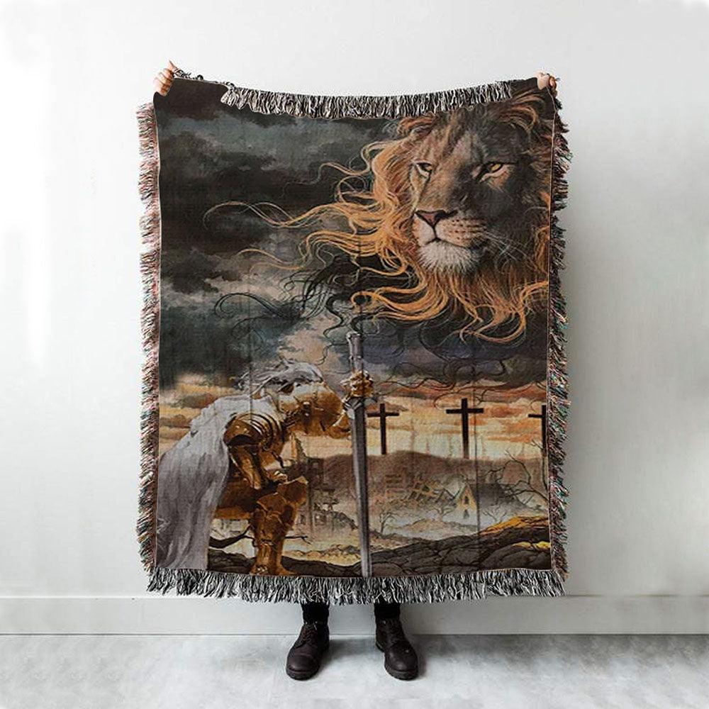 Women Warrior Kneel Before Lion Of Judah Woven Throw Blanket - Christian Home Decor - Religious Art